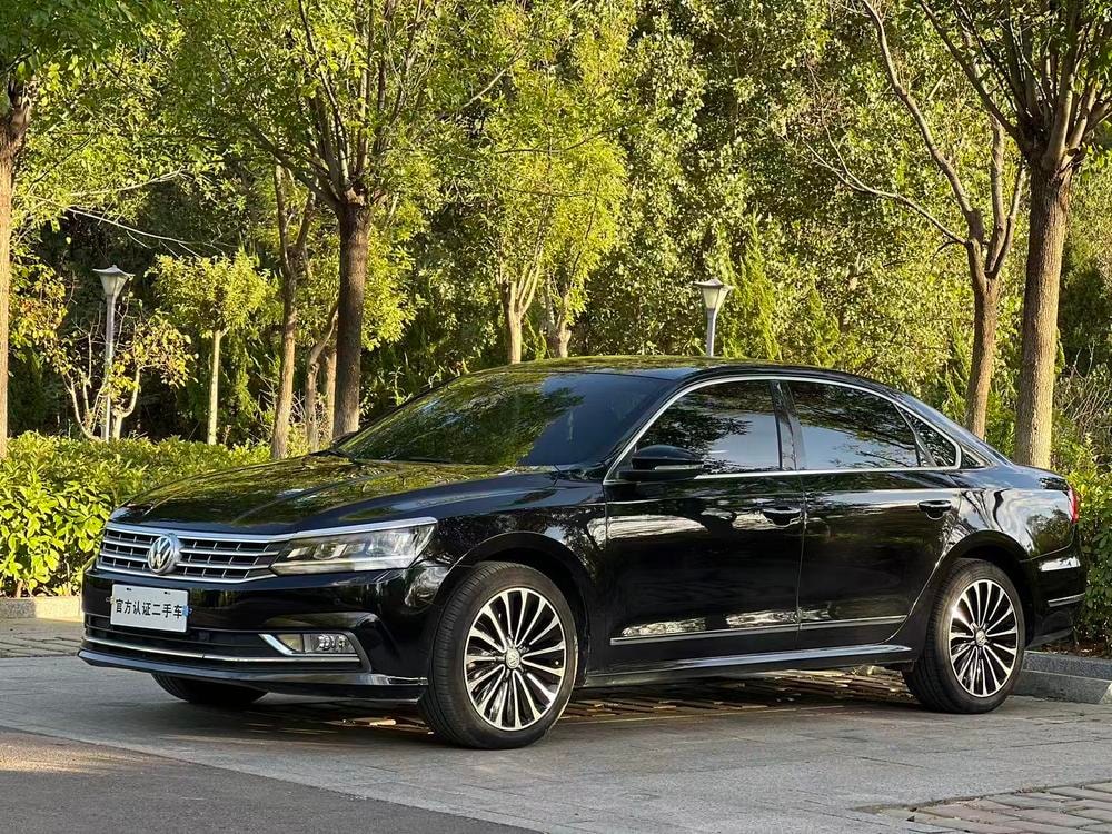 Volkswagen Passat 2017 — фото автомобиля