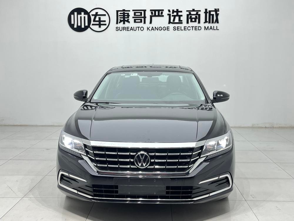 Volkswagen Passat 2021 — фото автомобиля