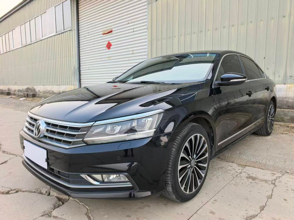 Volkswagen Passat 2017 — фото автомобиля
