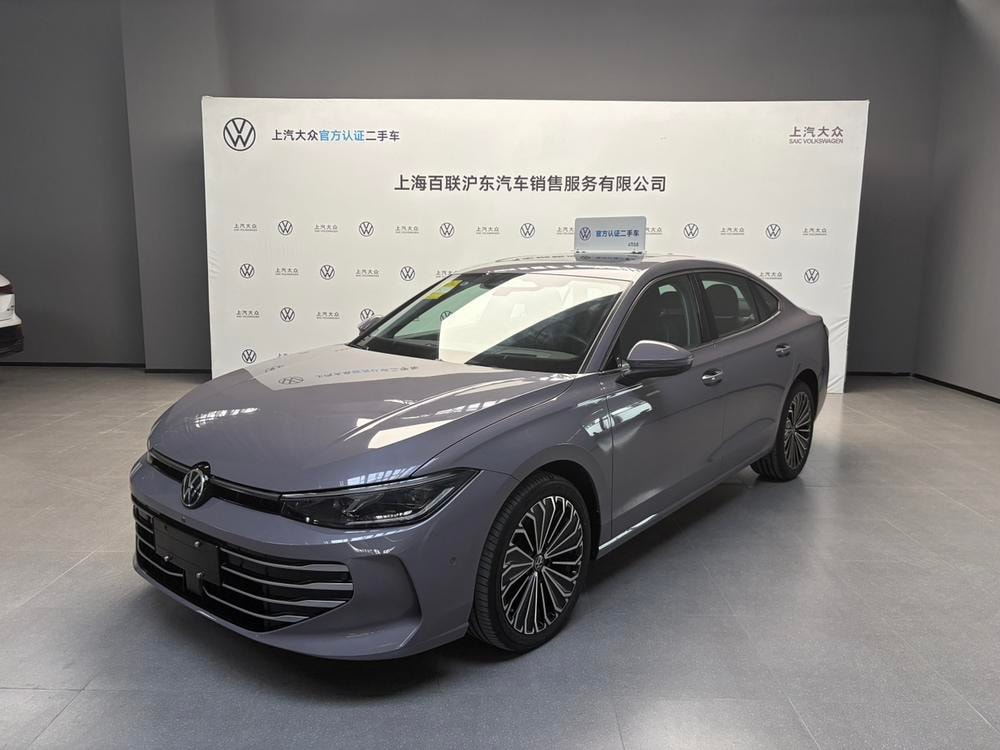 Volkswagen Passat 2025 — фото автомобиля