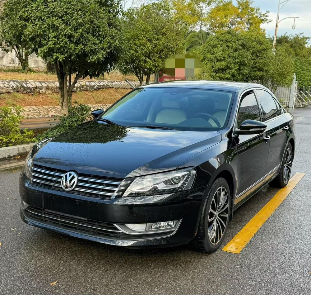 Volkswagen Passat 2013 — фото автомобиля