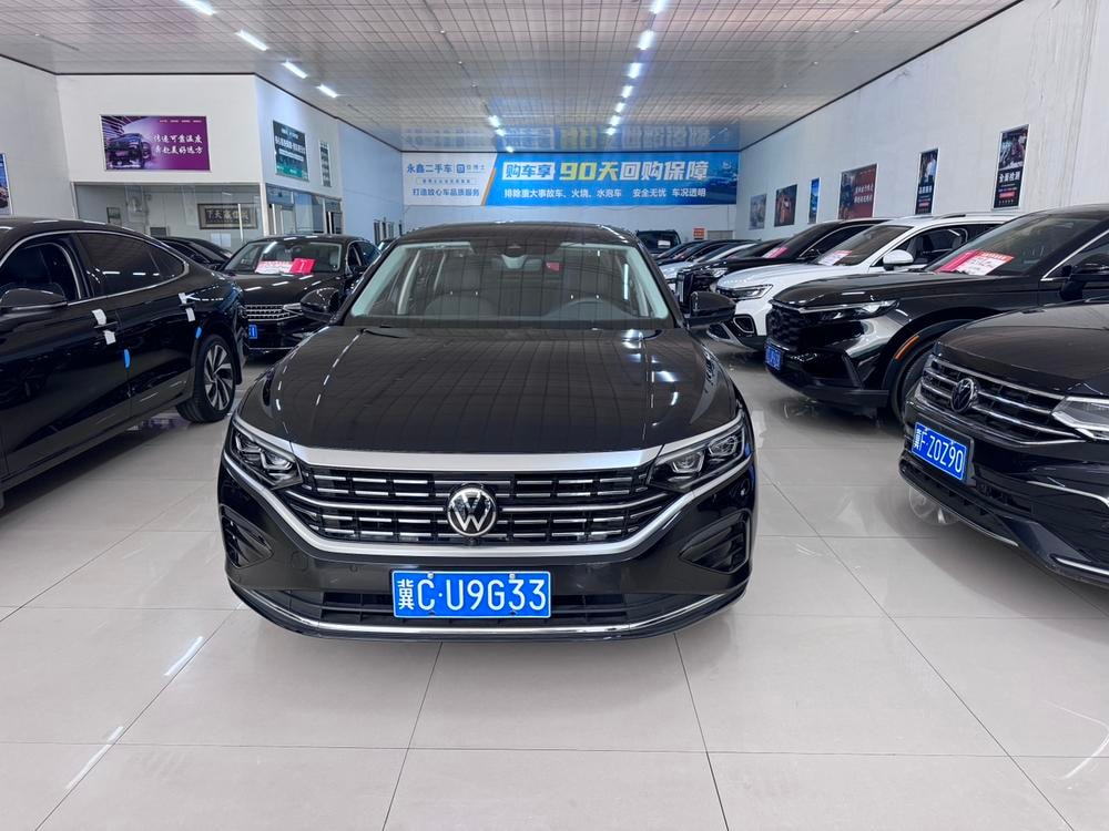 Volkswagen Passat 2024 — фото автомобиля