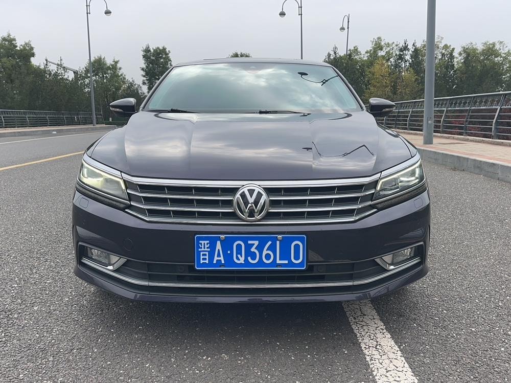 Volkswagen Passat 2016 — фото автомобиля