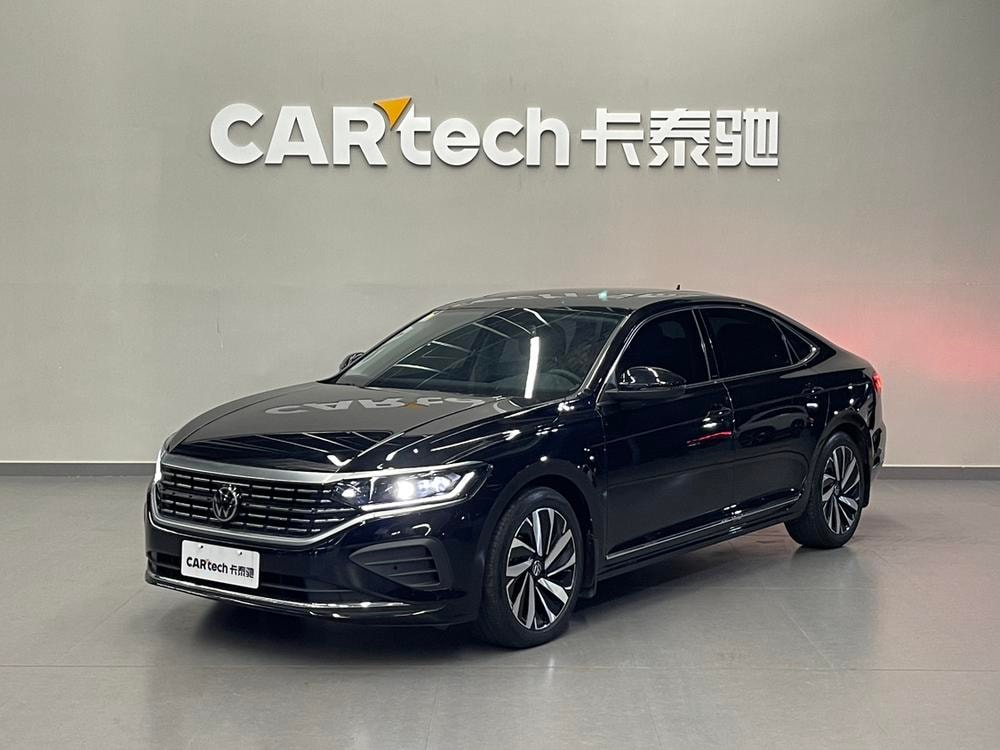 Volkswagen Passat 2025 — фото автомобиля