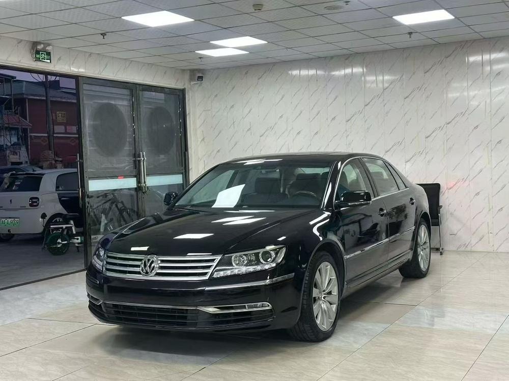 Volkswagen Phaeton 2012 — фото автомобиля
