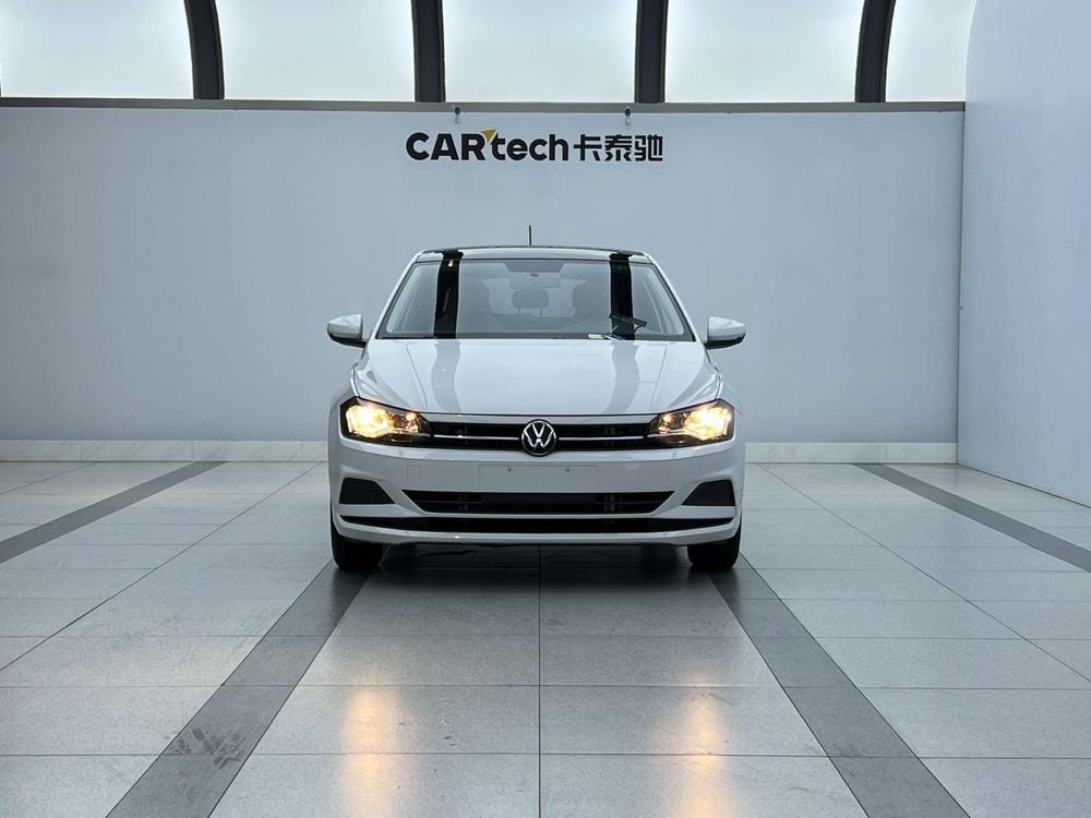 Volkswagen Polo 2023 — фото автомобиля
