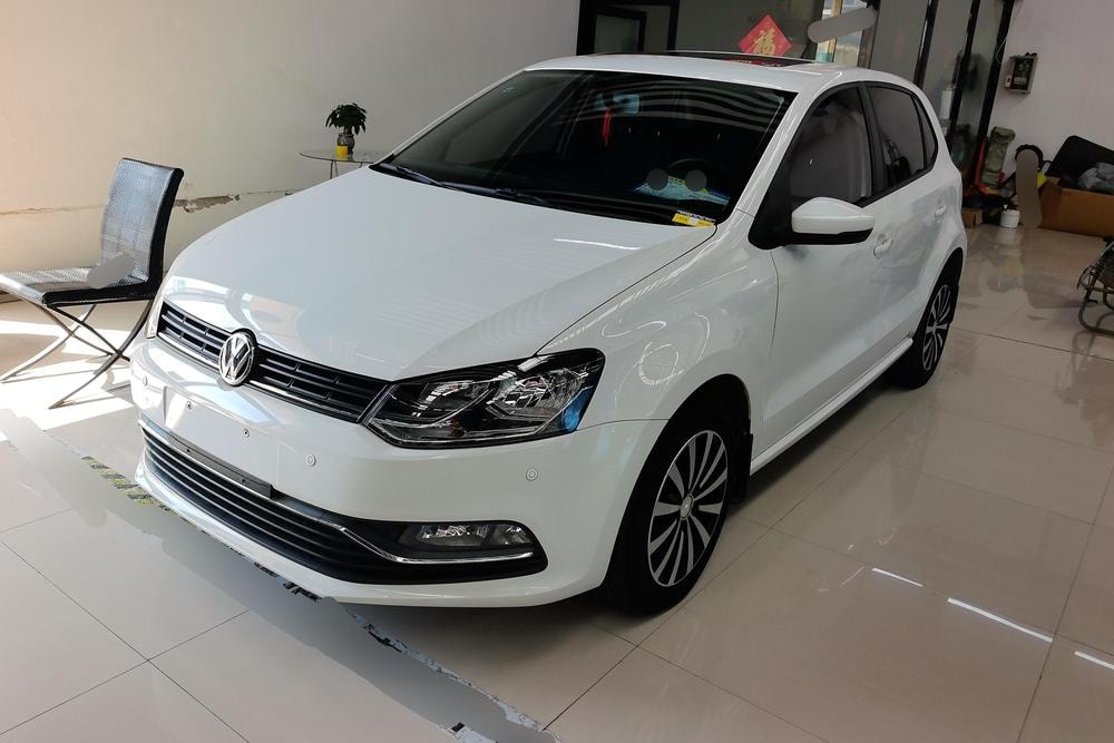 Volkswagen Polo 2016 — фото автомобиля