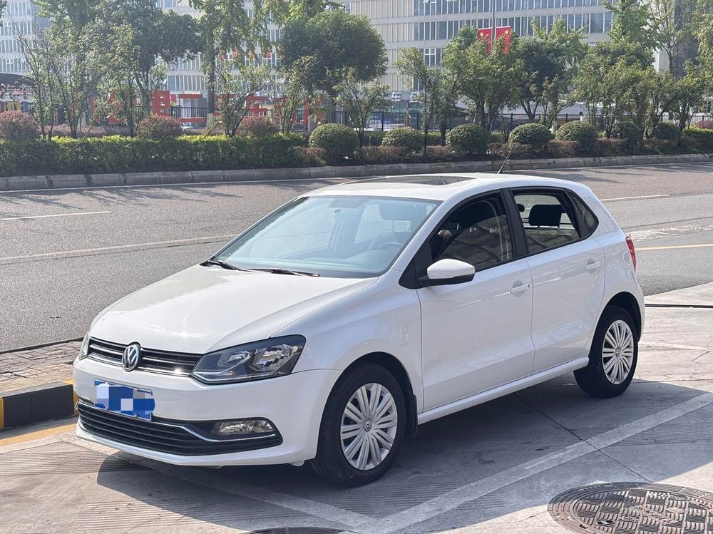 Volkswagen Polo 2018 — фото автомобиля 1