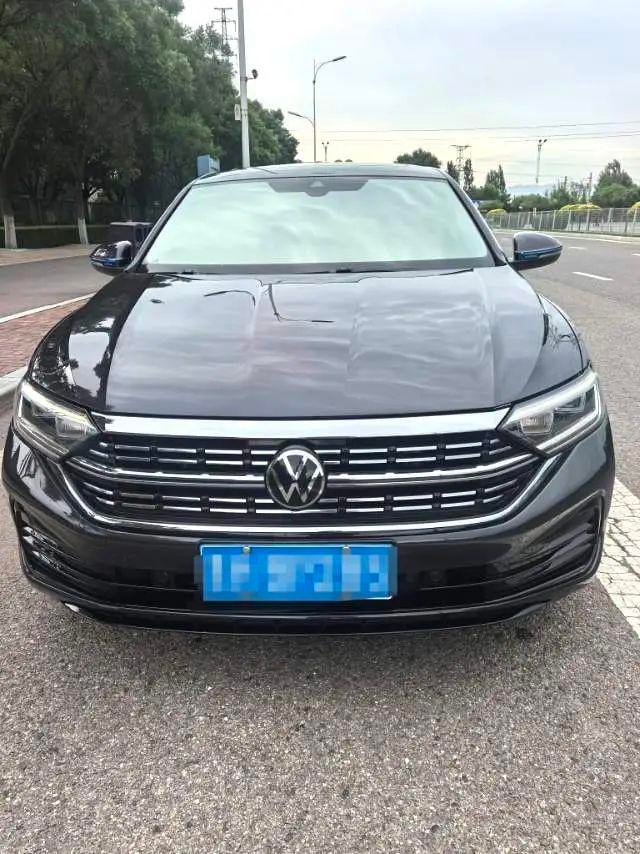 Volkswagen Sagitar 2025 — фото автомобиля 1