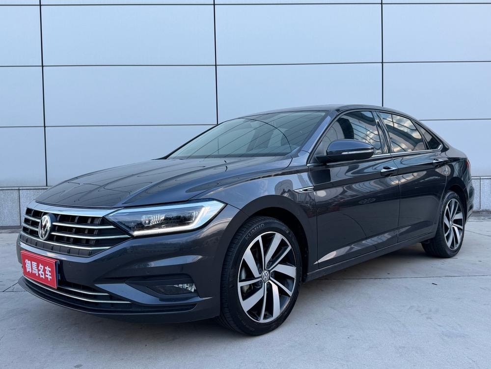 Volkswagen Sagitar 2022 — фото автомобиля 1