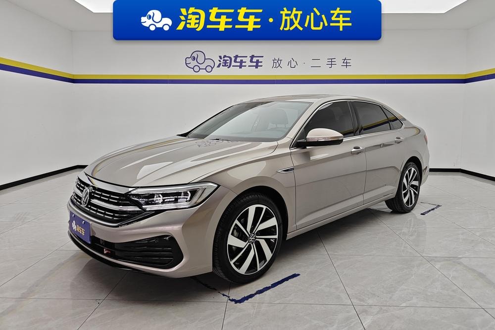 Volkswagen Sagitar 2023 — фото автомобиля 1