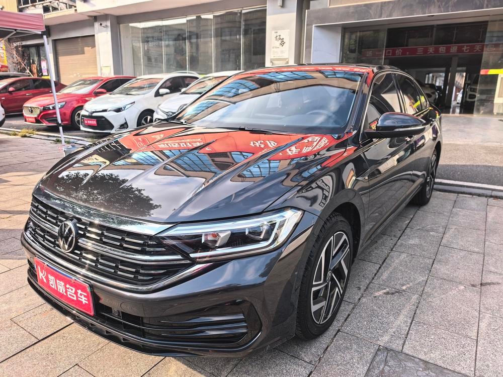 Volkswagen Sagitar 2023 — фото автомобиля
