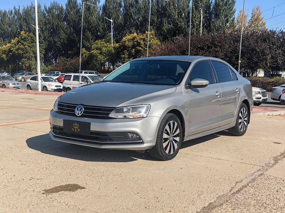 Volkswagen Sagitar 2017 — фото автомобиля