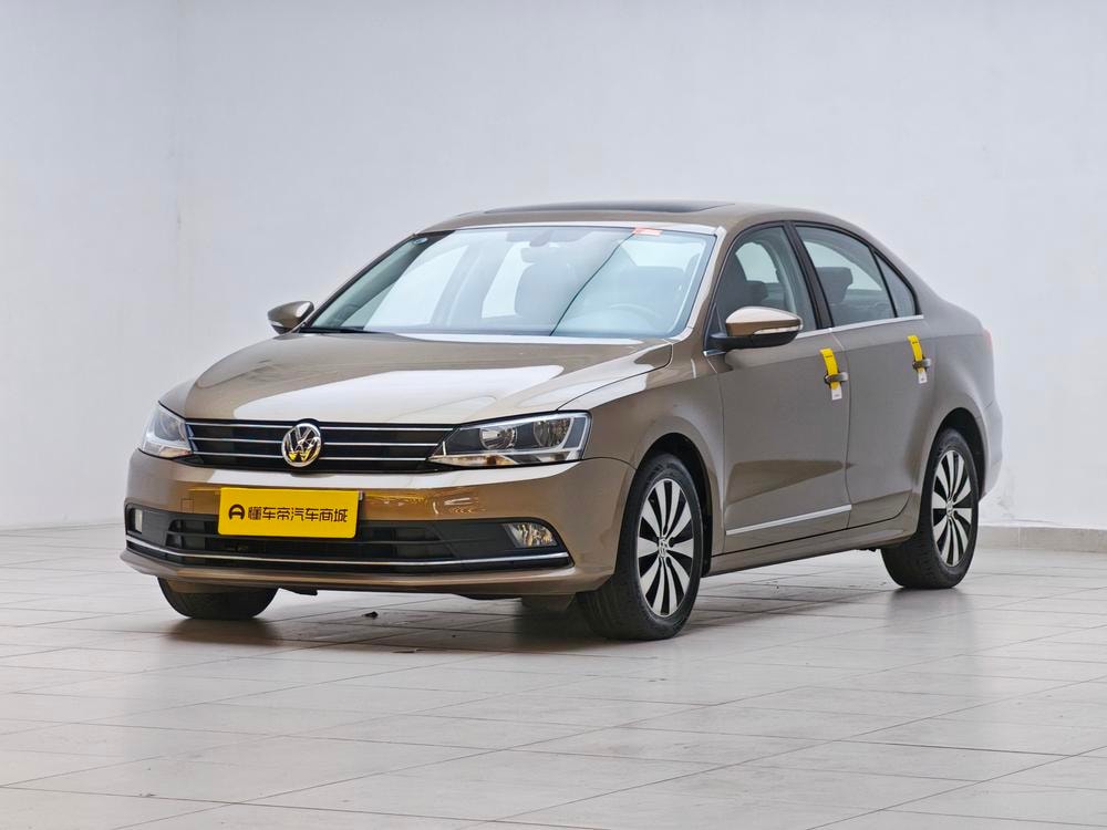 Volkswagen Sagitar 2018 — фото автомобиля