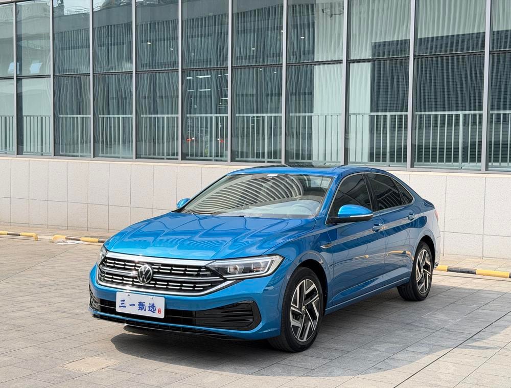 Volkswagen Sagitar 2023 — фото автомобиля