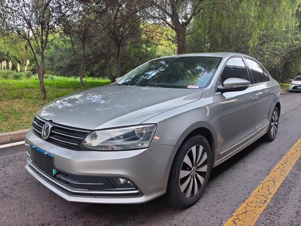 Volkswagen Sagitar 2017 — фото автомобиля