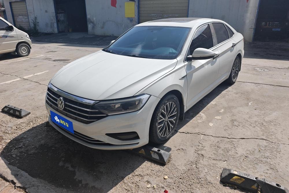 Volkswagen Sagitar 2020 — фото автомобиля 1