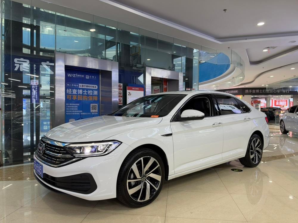 Volkswagen Sagitar 2025 — фото автомобиля 1