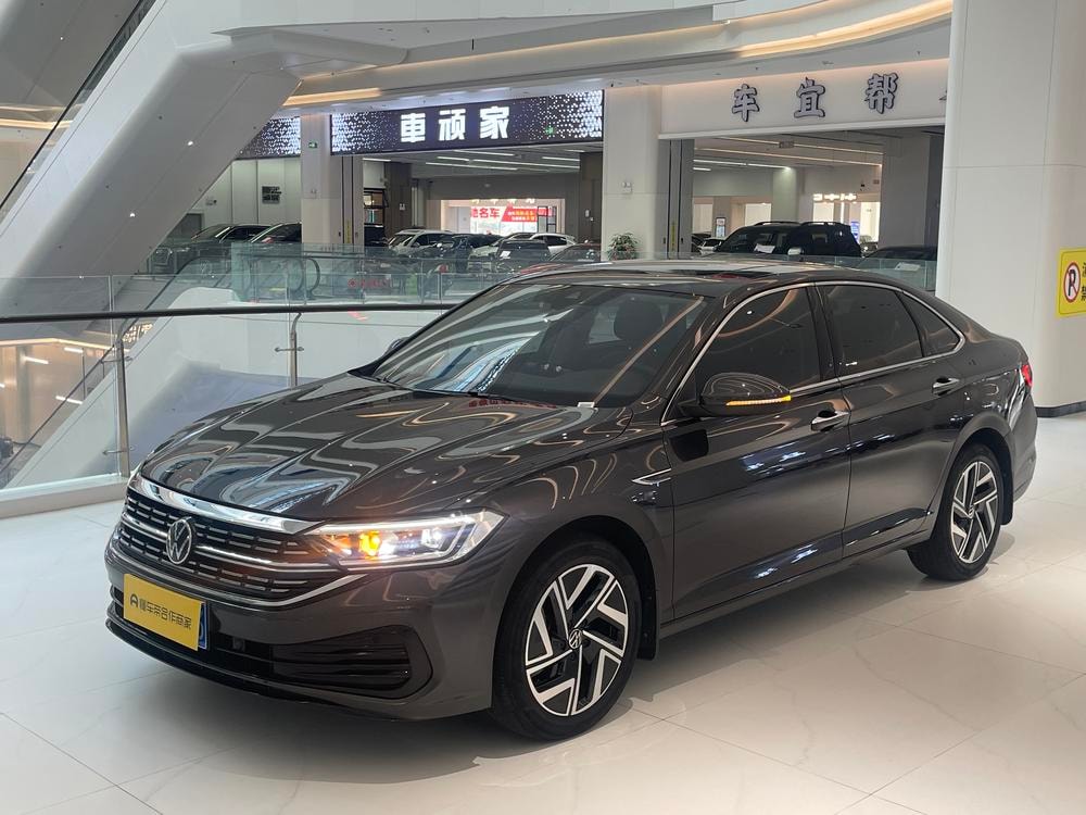 Volkswagen Sagitar 2025 — фото автомобиля 1