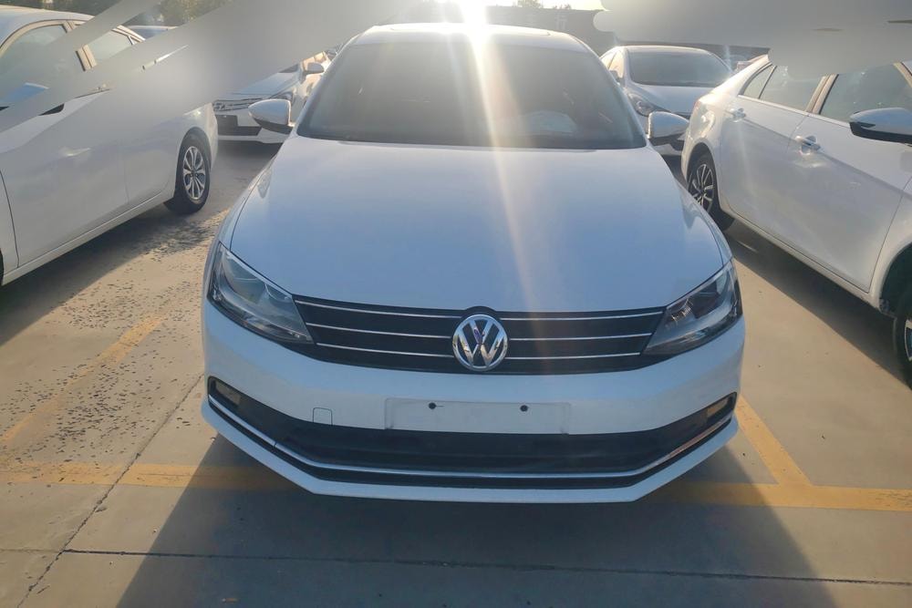 Volkswagen Sagitar 2018 — фото автомобиля