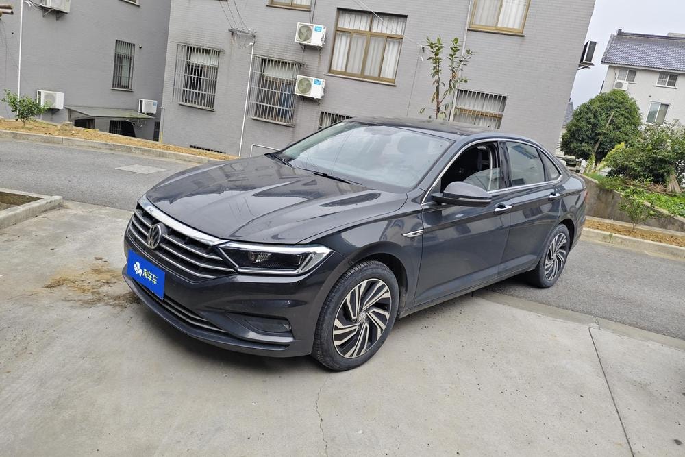 Volkswagen Sagitar 2021 — фото автомобиля