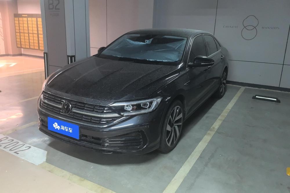 Volkswagen Sagitar 2023 — фото автомобиля 1