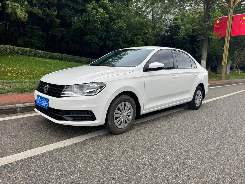 Volkswagen Santana 2019 — фото автомобиля