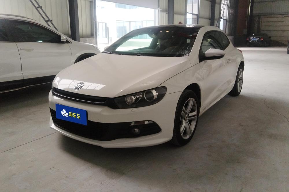 Volkswagen Scirocco 2011 — фото автомобиля 1
