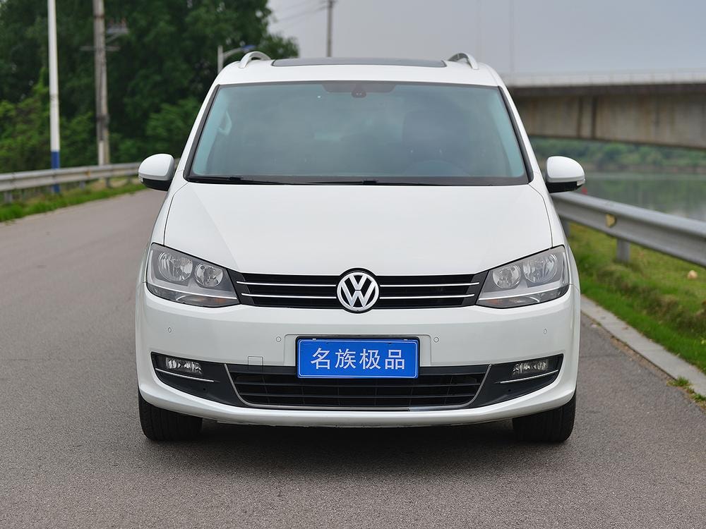 Volkswagen Sharan 2013 — фото автомобиля