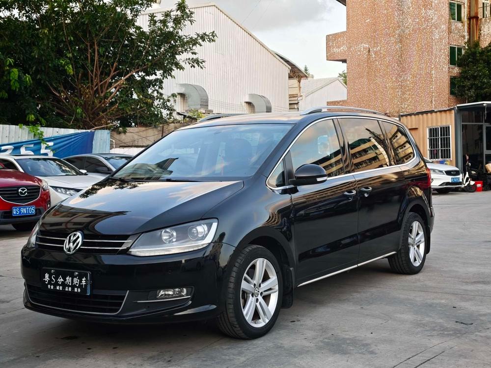 Volkswagen Sharan 2015 — фото автомобиля