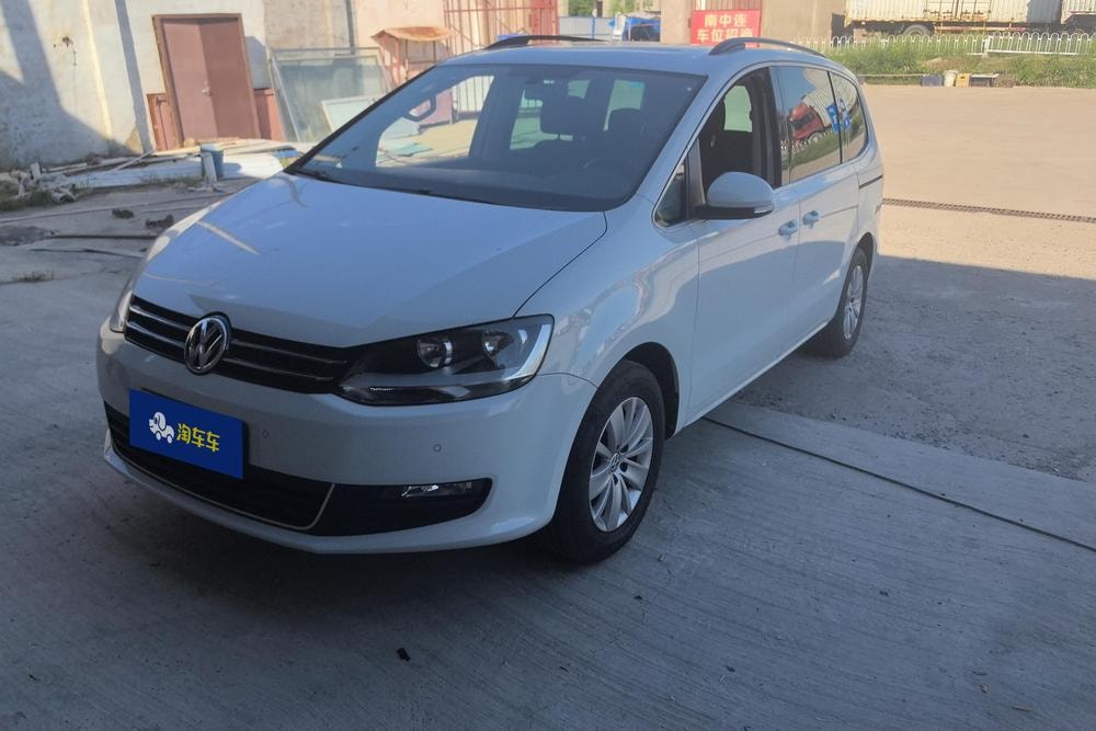 Volkswagen Sharan 2013 — фото автомобиля