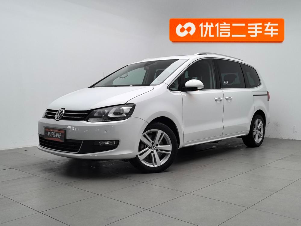 Volkswagen Sharan 2018 — фото автомобиля 1