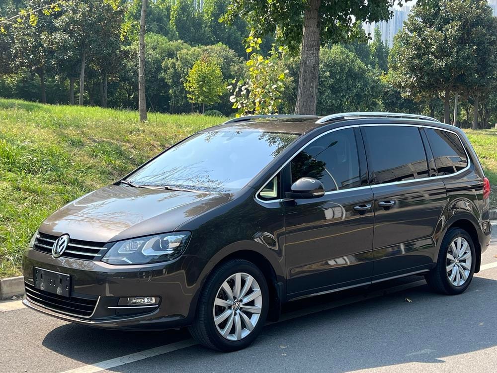 Volkswagen Sharan 2014 — фото автомобиля