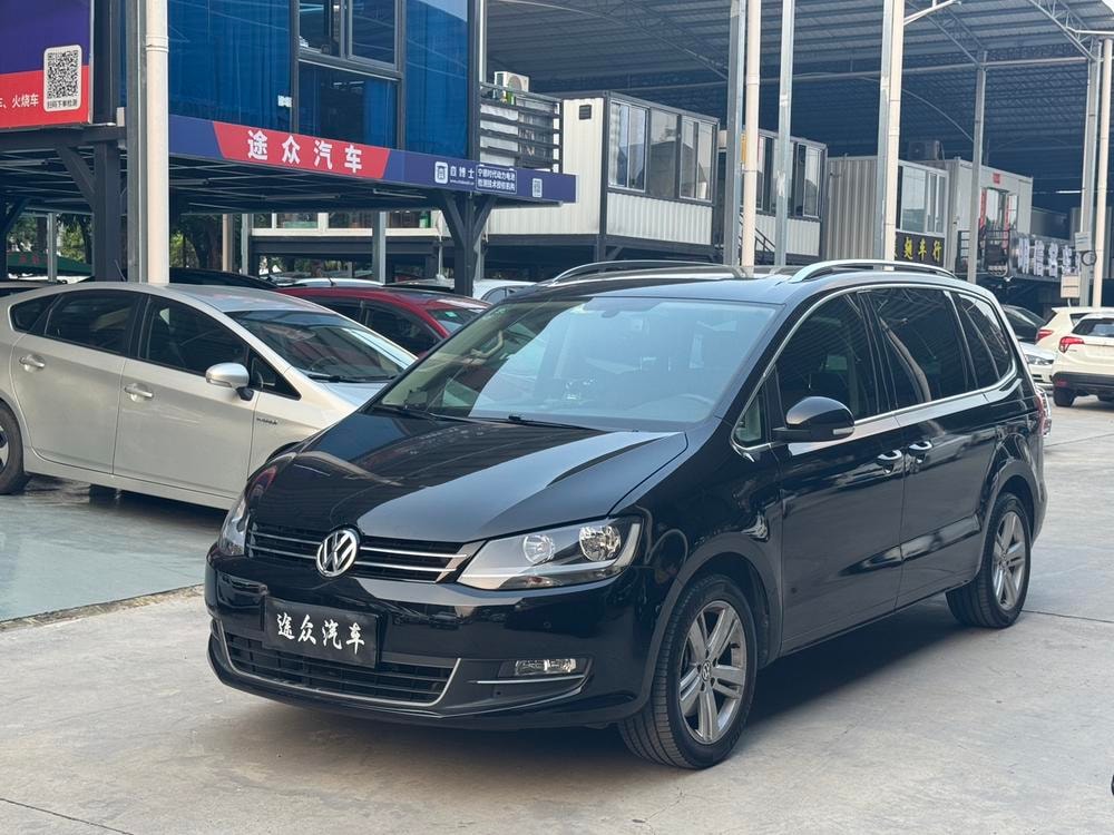 Volkswagen Sharan 2015 — фото автомобиля