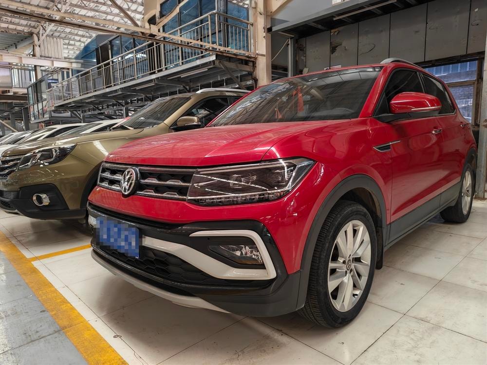 Volkswagen T-Cross 2020 — фото автомобиля