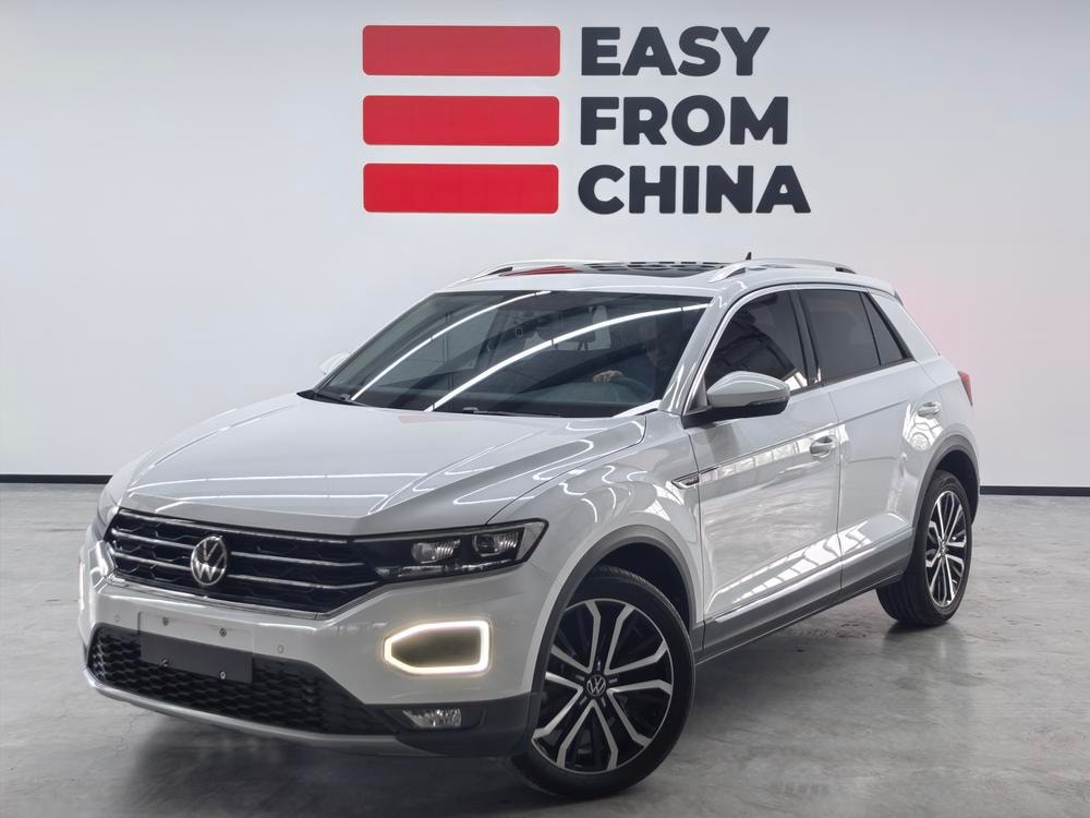 Volkswagen T-Roc 2022 — фото автомобиля