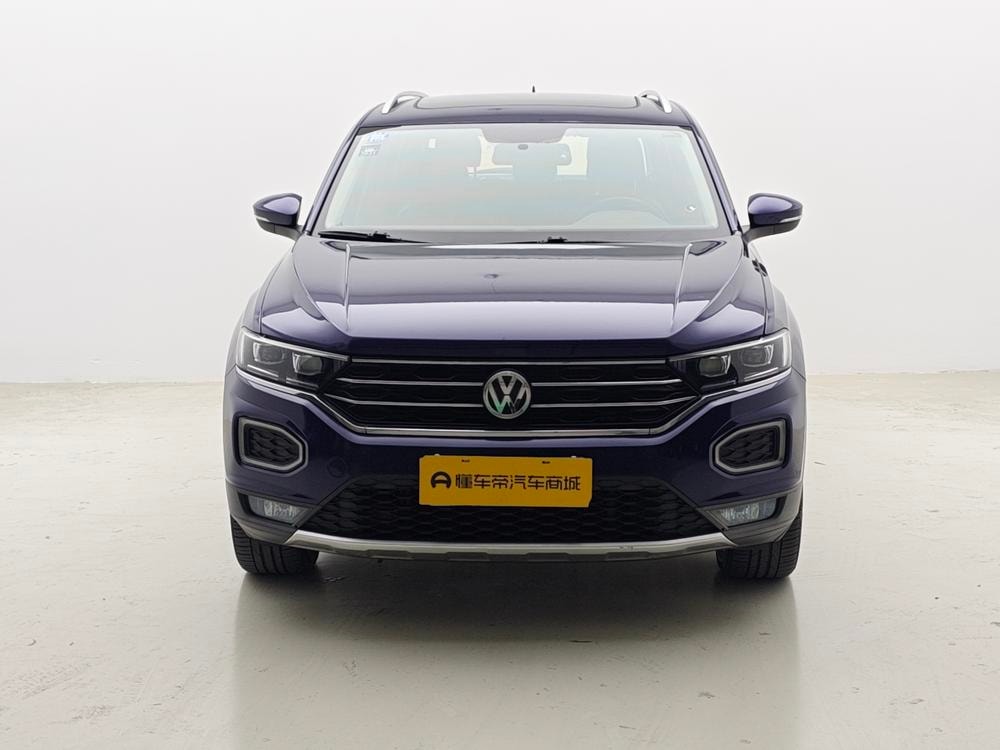 Volkswagen T-Roc 2018 — фото автомобиля
