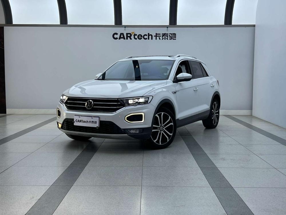 Volkswagen T-Roc 2021 — фото автомобиля 1