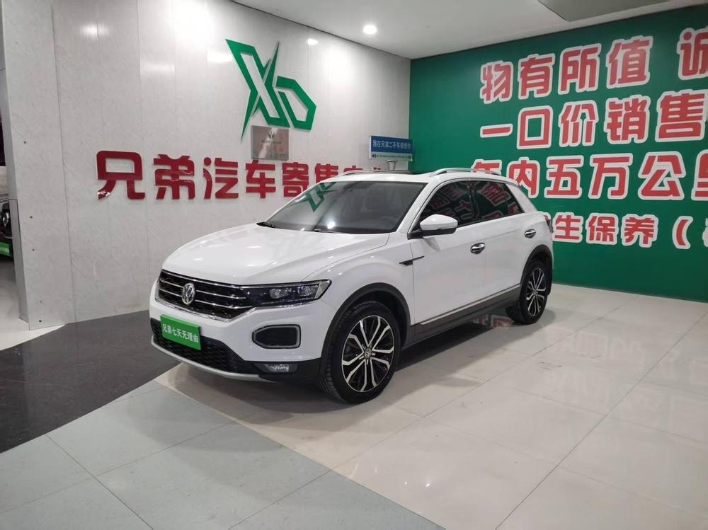 Volkswagen T-Roc 2020 — фото автомобиля