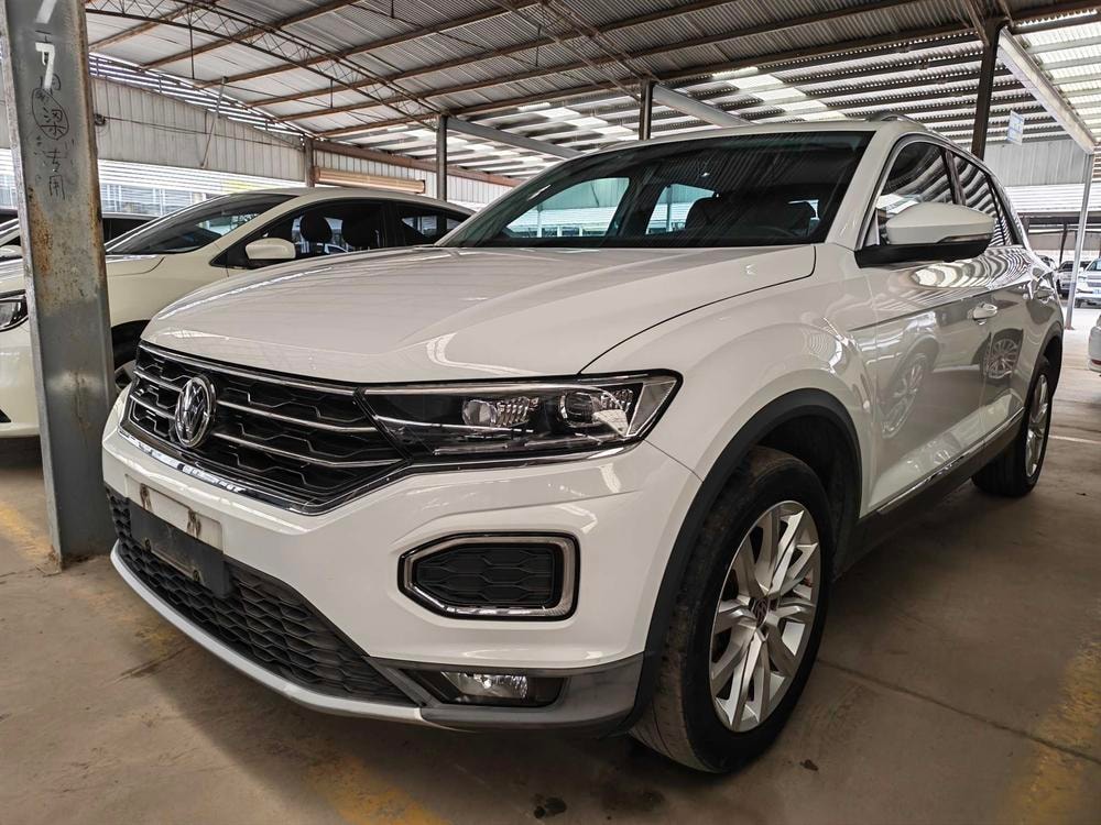 Volkswagen T-Roc 2020 — фото автомобиля