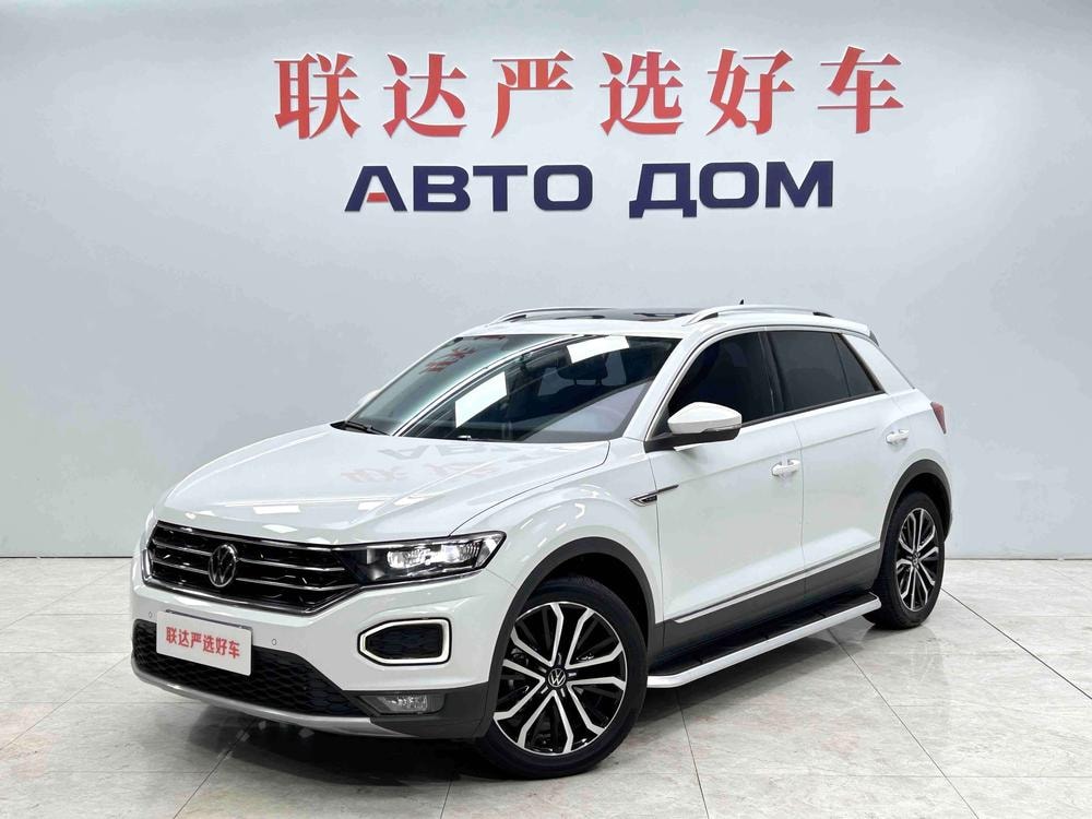 Volkswagen T-Roc 2022 — фото автомобиля