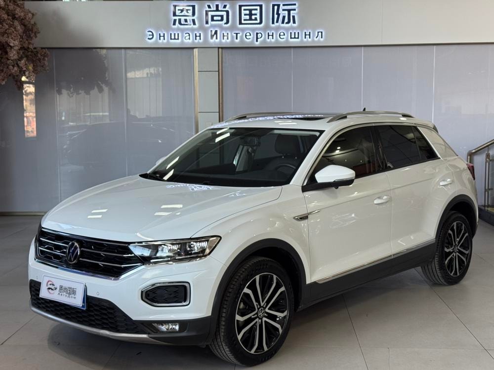 Volkswagen T-Roc 2022 — фото автомобиля