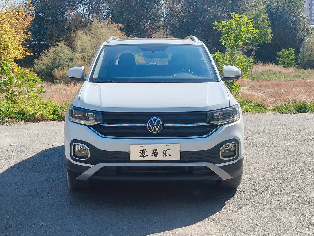 Volkswagen Tacqua 2021 — фото автомобиля