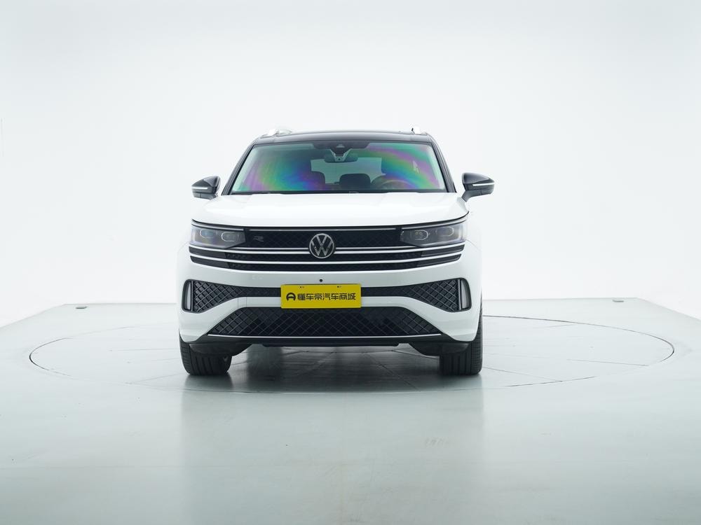 Volkswagen Talagon 2023 — фото автомобиля
