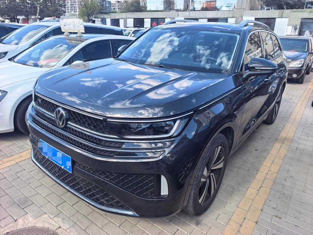 Volkswagen Talagon 2024 — фото автомобиля