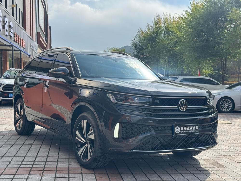 Volkswagen Talagon 2025 — фото автомобиля