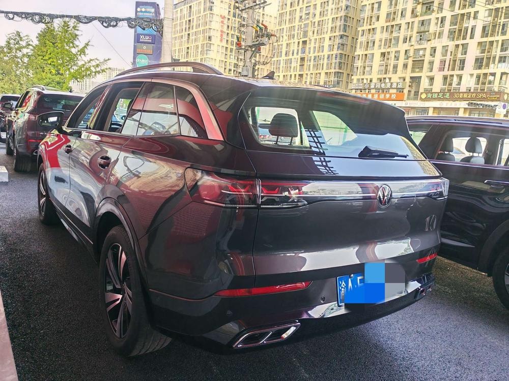 Volkswagen Talagon 2023 — фото автомобиля