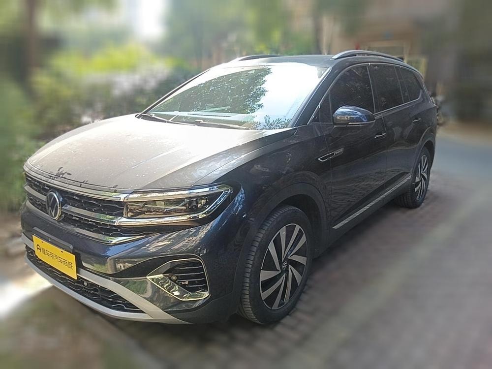 Volkswagen Tavendor 2021 — фото автомобиля
