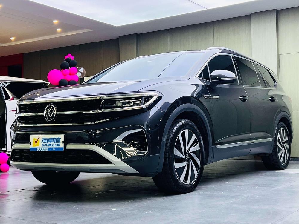 Volkswagen Tavendor 2022 — фото автомобиля