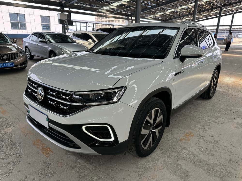 Volkswagen Tayron 2023 — фото автомобиля 1